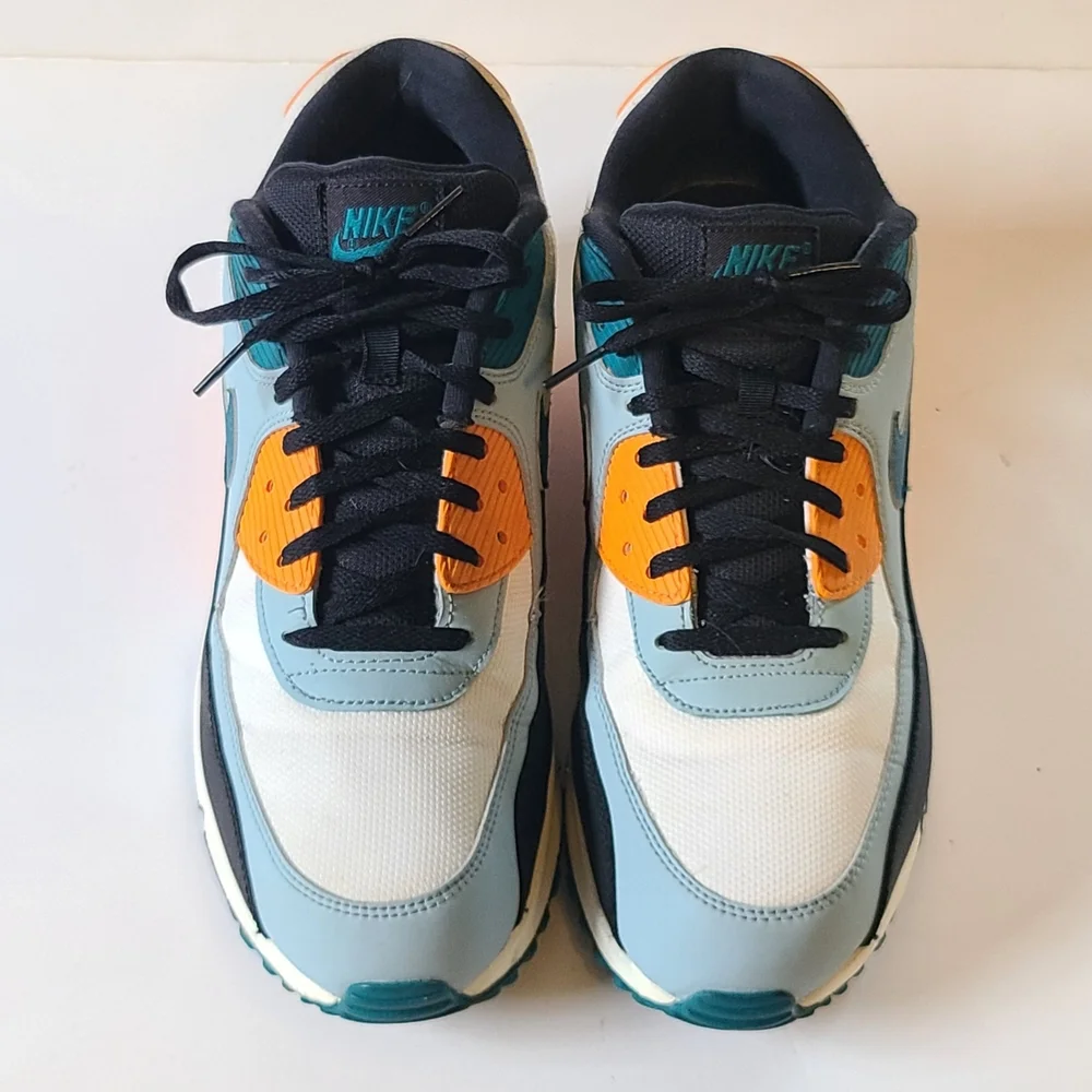 Nike Air Max Sneakers in Orange and Teal - Picture 2 of 8
